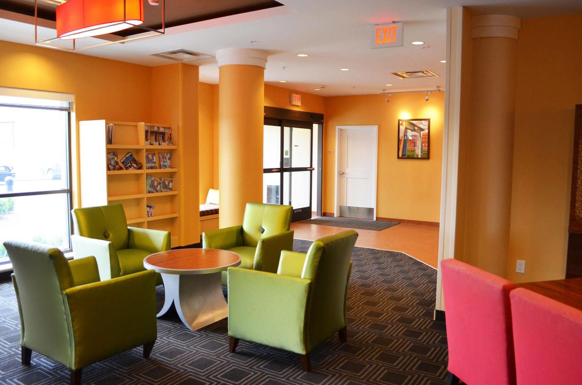 Towneplace Suites By Marriott Harrisburg West/Mechanicsburg Exterior foto